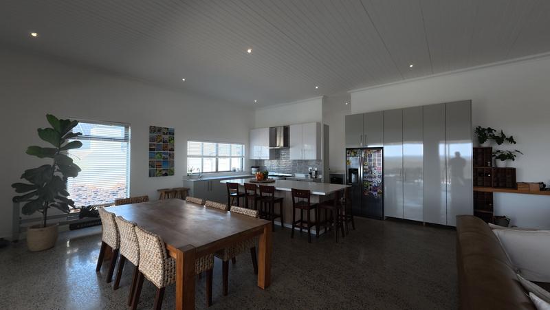 4 Bedroom Property for Sale in Yzerfontein Western Cape
